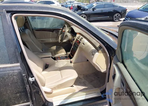 1998 Mercedes-Benz E 320 z USA, uszkodzony, nr VIN WDBJF65F9WA619247